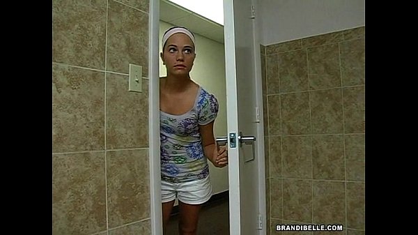 A Glory Hole Story – Brandi Belle