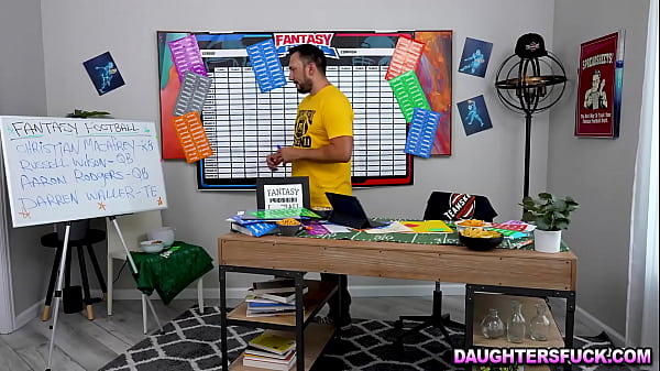 Sports fanatics Bobby and Ryan are doing every tactic to gain advantage with each other even using Jazmin and Aubree’s charms.