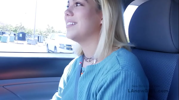 Teen gets pussy drilled with big machine at modeling audition