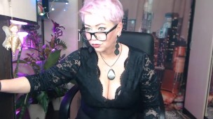 Dirty dancing of luxurious mature whore & her gaping cunt .!.