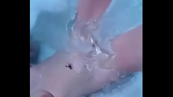 Amateur bath time