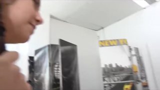 ¿Quién será el suertudo que se folle a la de 18 Alba?