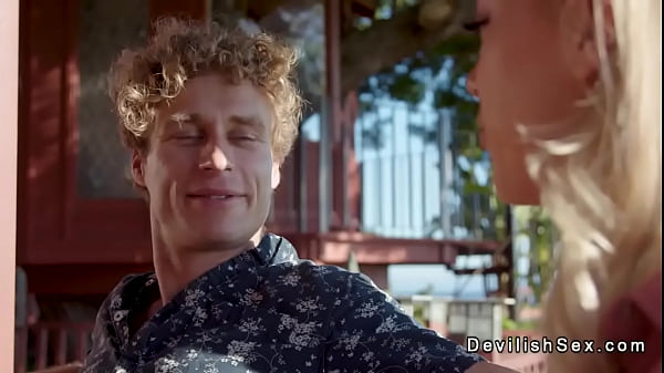 Married man fucks anothers wife in the beach resort