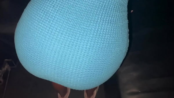 Namorado me dividiu nas Glory hole da casa de swing hot bar