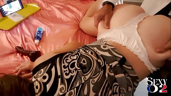 1652 (01) – French Amateur, DoggyStyle Fuck, Satin Lingerie, Clothed Sex, Blowjob, Rimming