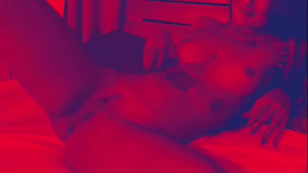 Gozei pra caralho. Caroleta Roots