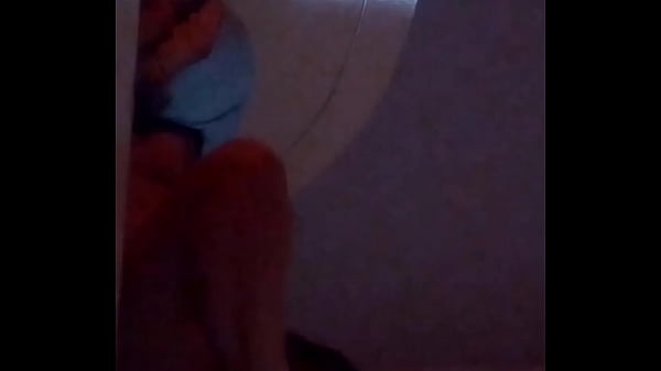 Le doy su mamada, picada con dedos y su cojida mañaneros a mi amante la morena casada infiel, luego de amanecer a mi lado