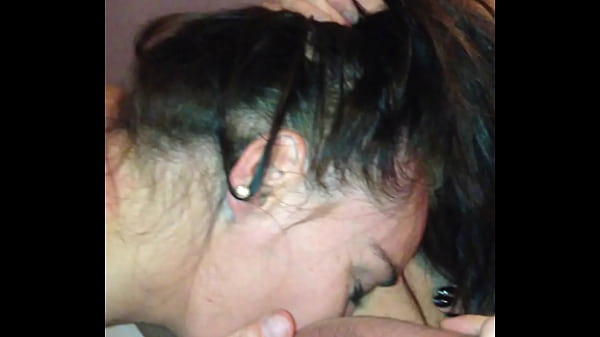 Married cumslut loves Bulls cock