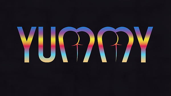 Hot teen Jenny Pretinha fucks four big studs with double anal penetration