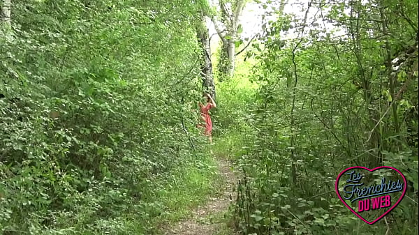 Lexie et Louane se partagent une bonne bite