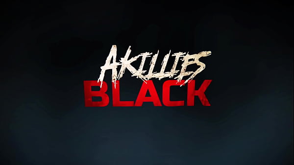 Comi uma turista tatuada em uma pousada na praia grande (São Paulo)