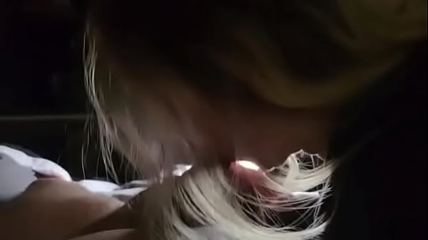Morning Delight: Twerking & Cock-Sucking to Start My Day!
