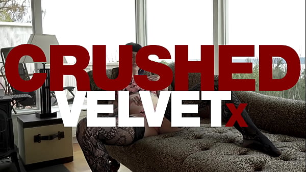 CVX 30 QUICKIE Miss Eydis gets a hand