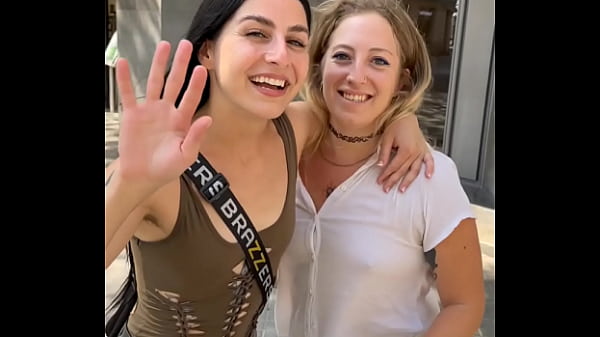 VENOM EVIL MEETS KAITLYN KATSAROS AND BELLA