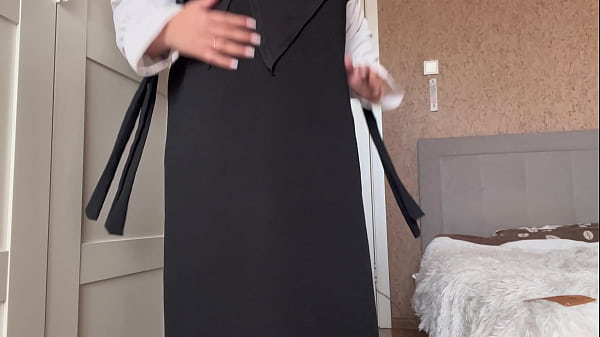 Arab stepmom consoled her stepson with sexy legs in pantyhose