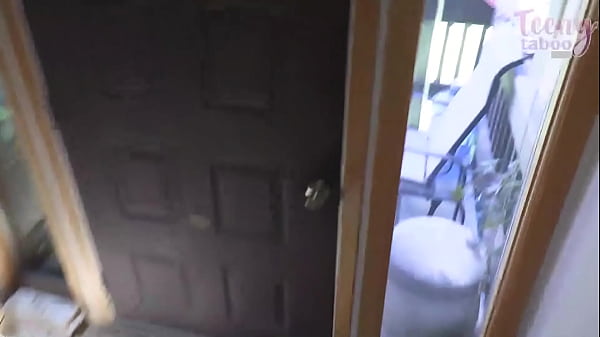 Babysitter Lilith Grace Knows How To Make Seth Brogan Happy!