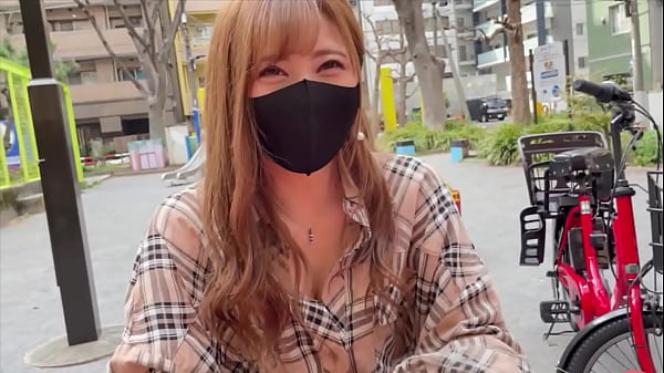 日々の子育て&家事にお疲れの美人ママに素敵なチ○ポをプレゼント！超絶美肌のクビレBODY！Part1