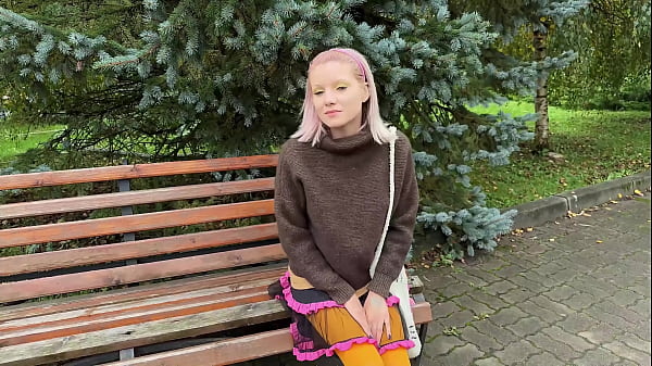 Exclusive pissing on a Ferris wheel!!!