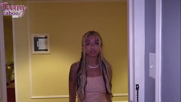 Lucky Pervert Seth Brogan Fucks Stunning Coed Gia Dibella!