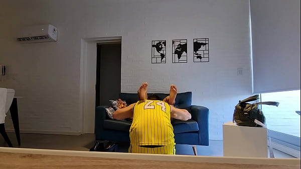 Morocha Argentina Tiene Sexo Sin Condon en Halloween