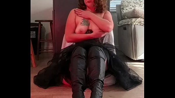 My pussy loves to be touched