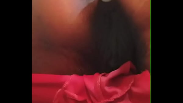 Puta Preta Viralatas Incorporando Pomba Gira Maria Padilha Para Segurar Os Seus Dois Namorados Negões