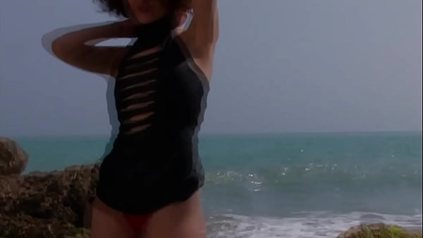 Sophie Land has an outdoor fuck