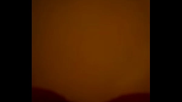 Pussy oozes cum in water