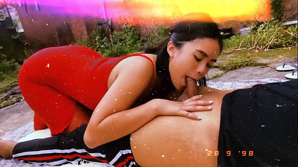 Backyard fucking and sucking hoping the neighbors don’t see and tell my parents