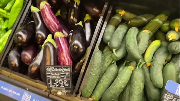 IviRoses – Fucked Cucumber Left in Supermarket