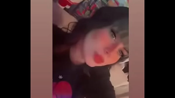 love Christmas season alot this year look better and want sex bad give me sex