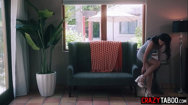 Sexy petite Asian teen Lulu Chu loves kinky surprise and hardcore fucking