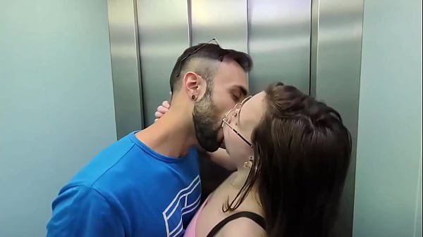 TENGO ALGO QUE CONTARTE – MING DL (explicit version)   TRÁILERS