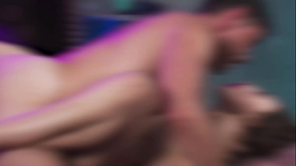 ADULTMOBILE – What A Better Birthday Present Than Giving Your Beautiful Girlfriend A Sensual Lesbian Massage