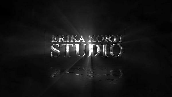 [Full two-hour version] WET GANGBANG 8on1 Anal destruction Kitty Li triple anal penetration from eight big cocks EKS523