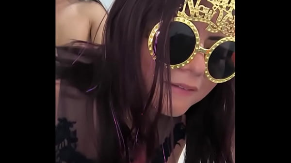 I JUST MET HIM AND WE HAD SEX!! THE NEW YEAR’S EVE PARTY WAS OVER AND I WAS WITH A NEW FRIEND. AFTER TALKING FOR A FEW MINUTES WE WERE ALREADY HAVING VERY PASSIONATE SEX.