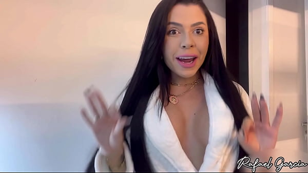 SAFADA APROVEITOU QUE ESTAVA SOZINHA EM CASA E FUDEU COM O ENTREGADOR DO IFOOD NO PELO, QUE CARA DE SORTE