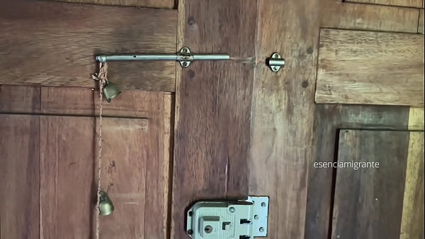 Daddy’s babysitter is at home, can you help me experience something?