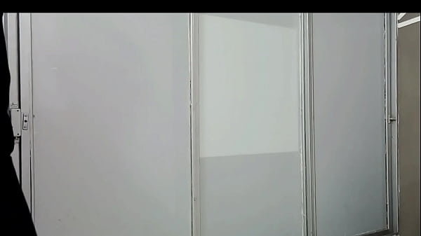 LLEGO DEL GYM CANSADO Y LA CACHONDA DE MI HERMANASTRA ME ESTABA ESPERANDO PARA SACARME LA LECHE ME CORRO EN SU BOCA – PORNO CASERO EN ESPANOL