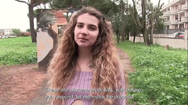 Ragazza sexy italiana accetta 1000€ per fare sesso con uno sconosciuto – English subtitles