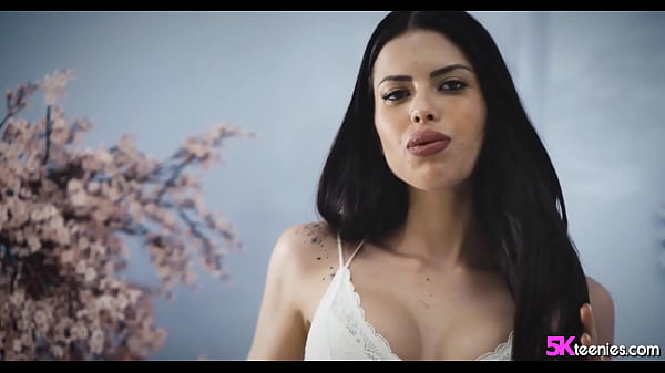 Teen Macarena Lewis gets mouthful of cum