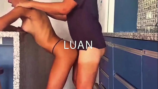 FIZ A FILA NA GLORY HOLE DO SWING