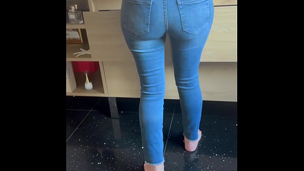 OMG!!! Hot French Amateur MILF Sucks Husband’s Cock and Gets Cum in Mouth