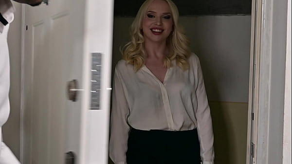 Lusty Language Teacher Vera Jarw Takes Messy Facials After DP Threesome With Her Students GP3229