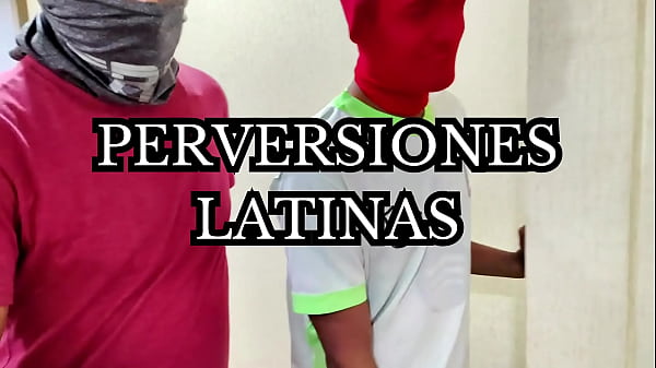 Padrastro e Hijastra se follan a la empleada domestica de 18 años