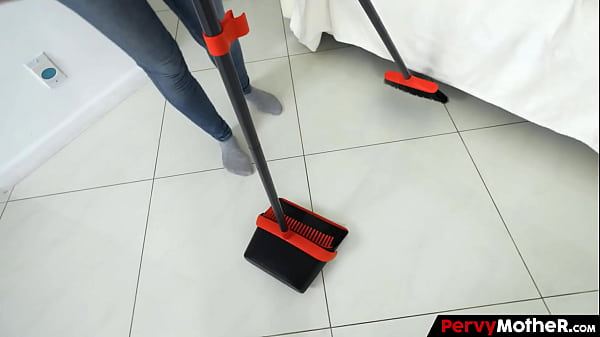 PervyMother – Pitty Dog Stepson Fullfish his Stepmom Requirements