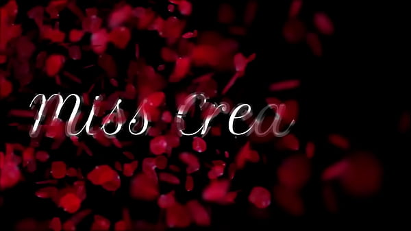 Pussy Flash – My Slutty Teacher Fingers Her Pussy In Public Park With People Watching – MissCreamy