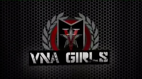 Vicky Vette Fingers Her Wet Pussy In The Jacuzzi Before Fucking!