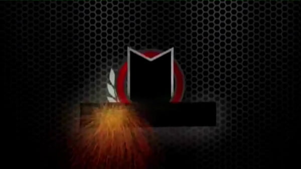 Sexy Feet MILF Sara Jay Oils Herself Up Before Finger Fucking Shoots!