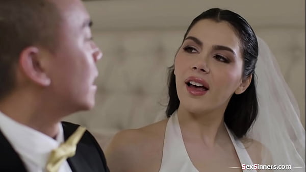 Husband acts anal about my butt plug but his friend is not